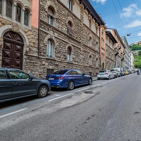 Appartement Four Trees Garden House Bergamo