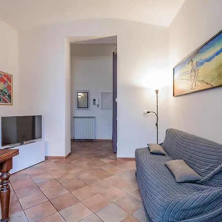 Four Trees Garden House Appartement
